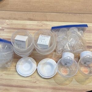 Momcozy s12 pro and extra parts EUC